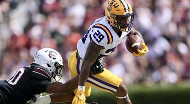 LSU true freshman RB Caden Durham breaks out in first SEC game (Photo: © Ken Ruinard / USA TODAY NETWORK via Imagn Images)